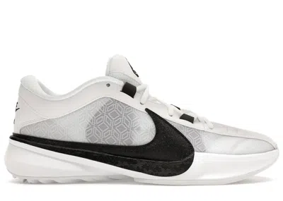 Pre-owned Nike Men's  Zoom Freak 5 Tb Sneakers In White/black In Multi