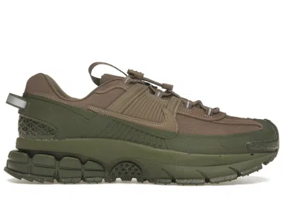 Pre-owned Nike Men's  Zoom Vomero Roam Sneakers In Mink Brown/medium Olive In Multi