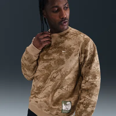 Nike Solo Swoosh Fleece Crewneck Sweatshirt In Green