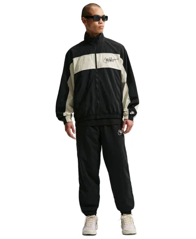 Nike Sportswear Club Lightweight Full Zip Jacket In Black