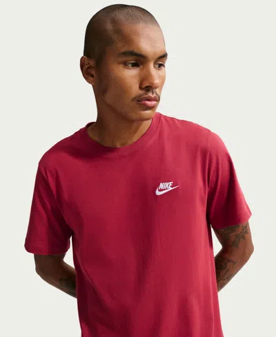 Nike Men's Sportswear Club Short Sleeve T-shirt In Red