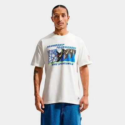 Nike Nsw Tee Lse Celeb Fb 2 In Neutral