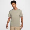 Nike Men's  Sportswear Premium Essentials Pocket T-shirt In Green