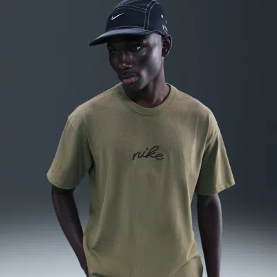Nike Men's  Sportswear Premium Essentials T-shirt In Green