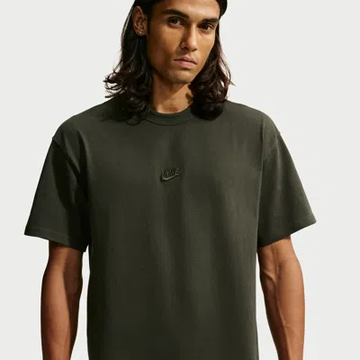 Nike Men's  Sportswear Premium Essentials T-shirt In Green