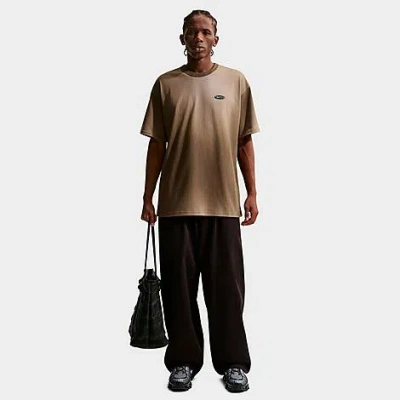 Nike Men's Sportswear Premium Essentials Washed Patch T-shirt In Brown