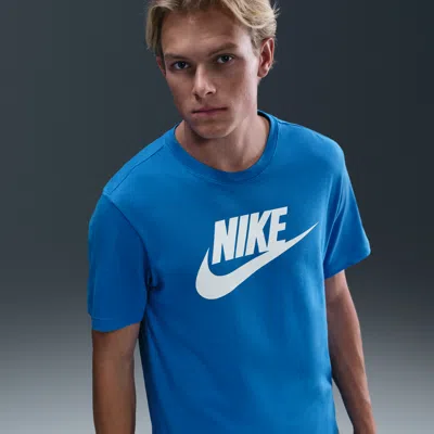 Nike Men's  Sportswear T-shirt In Blue