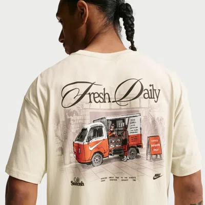 Nike Men's  Sportswear T-shirt In Brown