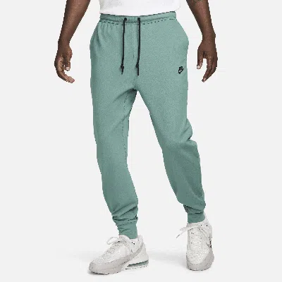 Nike Men's  Sportswear Tech Knit Lightweight Jogger Pants In Bicoastal/ Black