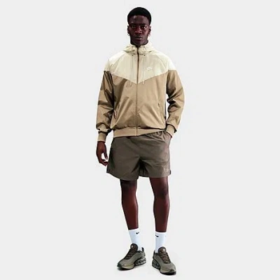 NIKE MEN'S SPORTSWEAR WINDRUNNER WOVEN HOODED JACKET