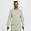 Nike Men's Standard Issue Dri-fit Basketball Crew-neck Sweatshirt In Green
