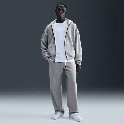 Nike Men's Standard Issue Therma-fit Brushed Open-hem Basketball Pants In Gray