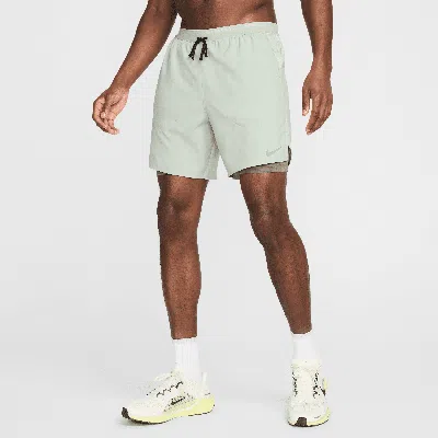 Nike Men's Stride Dri-fit 7" 2-in-1 Running Shorts In Green