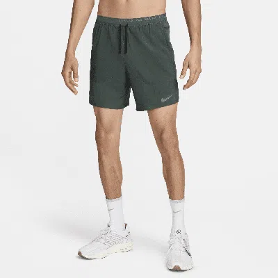 Nike Men's Stride Dri-fit 7" 2-in-1 Running Shorts In Green