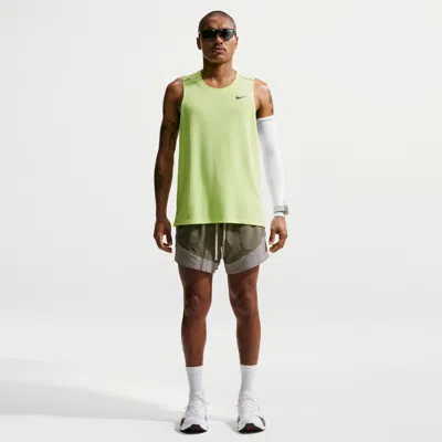Nike Men's Stride Plus Dri-fit 5" Brief-lined Running Shorts In Green