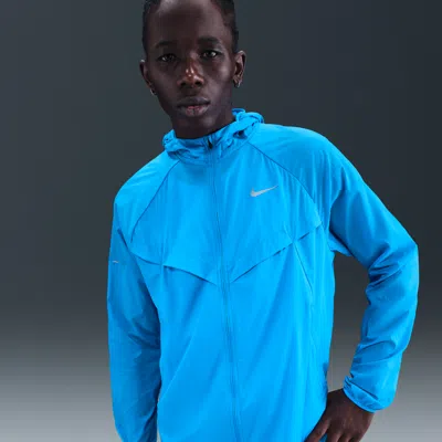 Nike Men's Stride Repel Uv Running Jacket In Blue