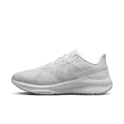 Nike Men's Structure 25 Road Running Shoes (extra Wide) In White