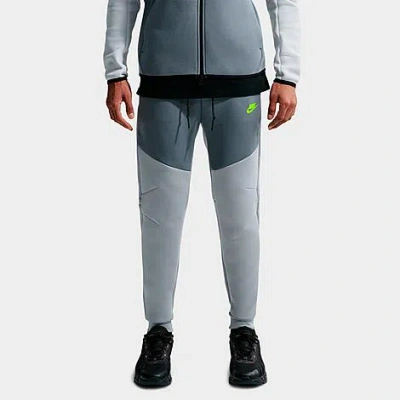 Nike Men's Tech Fleece Jogger Pants In Gray