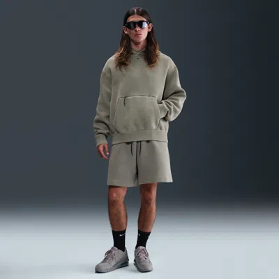 Nike Men's Tech Fleece Shorts In Green
