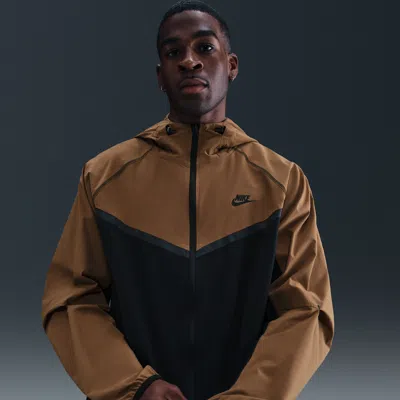 Nike Men's Tech Woven Jacket In Black