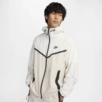 Nike Men's Tech Woven Jacket In Light Orewood Brown/sail/black