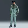 Nike Men's Tech Woven Pants In Green