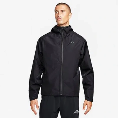 Nike Trail Aireez Water Repellent Hooded Running Jacket In Black/anthracite/anthracite