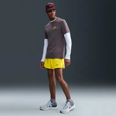 Nike Men's Trail Second Sunrise 5" Dri-fit Adv Brief-lined Running Shorts In Yellow
