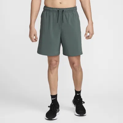 Nike Men's Unlimited Dri-fit 7" Unlined Versatile Shorts In Green
