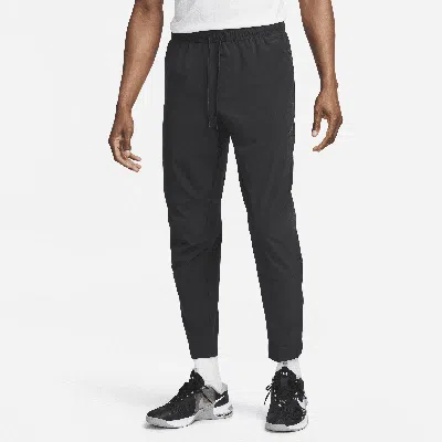 NIKE MEN'S UNLIMITED DRI-FIT ZIPPERED CUFF VERSATILE PANTS,1012465945