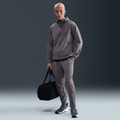 Nike Men's Unlimited Dri-fit Zippered Cuff Versatile Pants In Gray