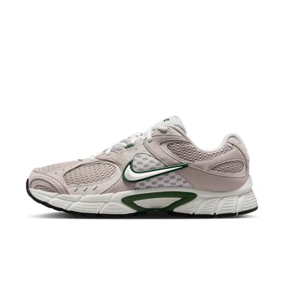 Nike Men's V5 Rnr Shoes In Gray