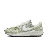 Nike Men's Waffle Nav Shoes In Jade Horizon/sail/oil Green