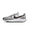 Nike Waffle Nav Sneakers Men In Grey