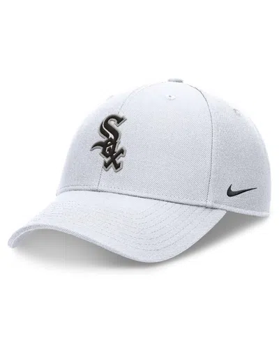 Nike Men's White Chicago White Sox Evergreen Club Performance Adjustable Hat