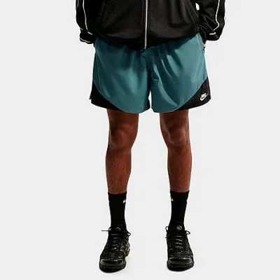 Nike Men's Windrunner Lightweight Woven Shorts In Green