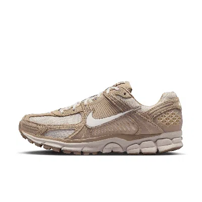 Nike Men's Zoom Vomero 5 Shoes In Brown