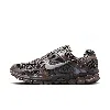 Nike Zoom Vomero 5 Sneaker In Grey