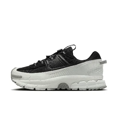 NIKE MEN'S ZOOM VOMERO ROAM WINTERIZED SHOES,1015621724
