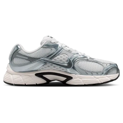 Nike V5 Rnr Sneakers In Multi