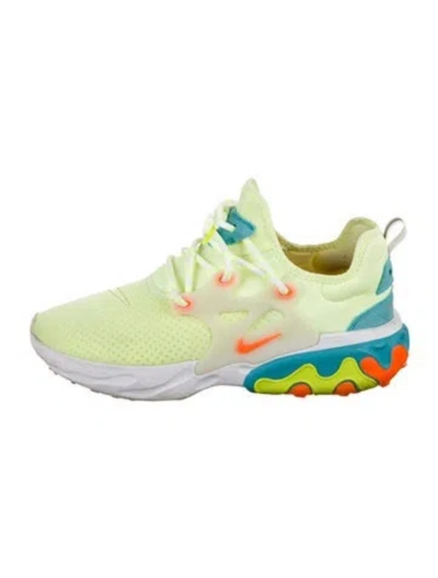 Pre-owned Nike Mesh Athletic Sneakers In Green