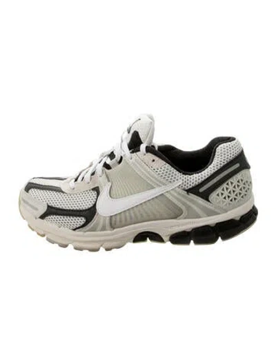 Pre-owned Nike Mesh Athletic Sneakers In Neutral