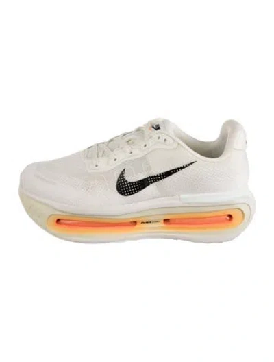 Pre-owned Nike Mesh Printed Sneakers In White