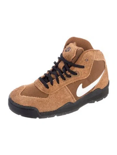 Pre-owned Nike Mesh Wedge Sneakers In Brown