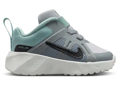 Pre-owned Nike Metro Tek Sneakers In Light Smoke Grey/cool Grey/cannon