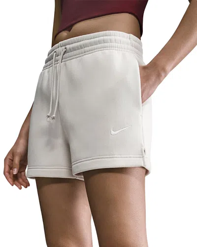 Nike Mid Rise 4 Shorts In White