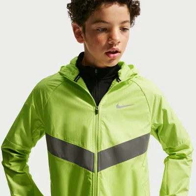 Nike Miler Big Kids' (boys') Therma-fit Water-repellent Winterized Jacket In Green