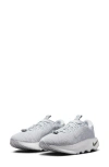 Nike Motiva Road Runner Walking Shoe