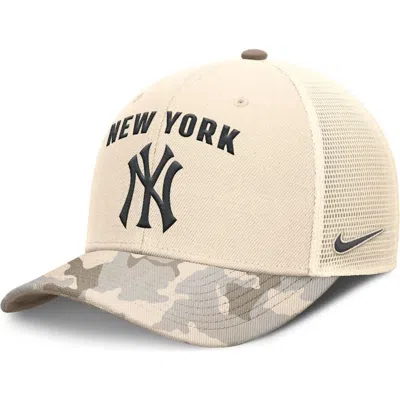 Nike Natural New York Yankees Camo Natural Pack Rise Adjustable Trucker Hat In Brown