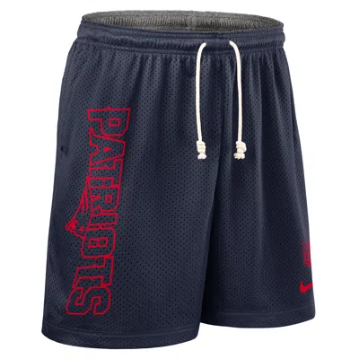 NIKE NEW ENGLAND PATRIOTS SIDELINE REVERSIBLE MENÂS  MEN'S DRI-FIT NFL SHORTS,1015859921